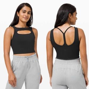 Lululemon LA Front Cut Out Crop Tank in Black